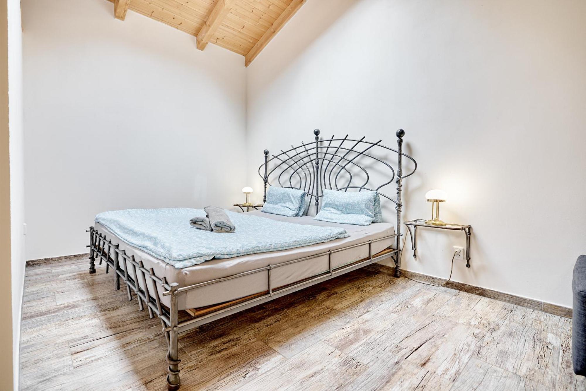 Apartmany Svatosske Skaly Loket Εξωτερικό φωτογραφία