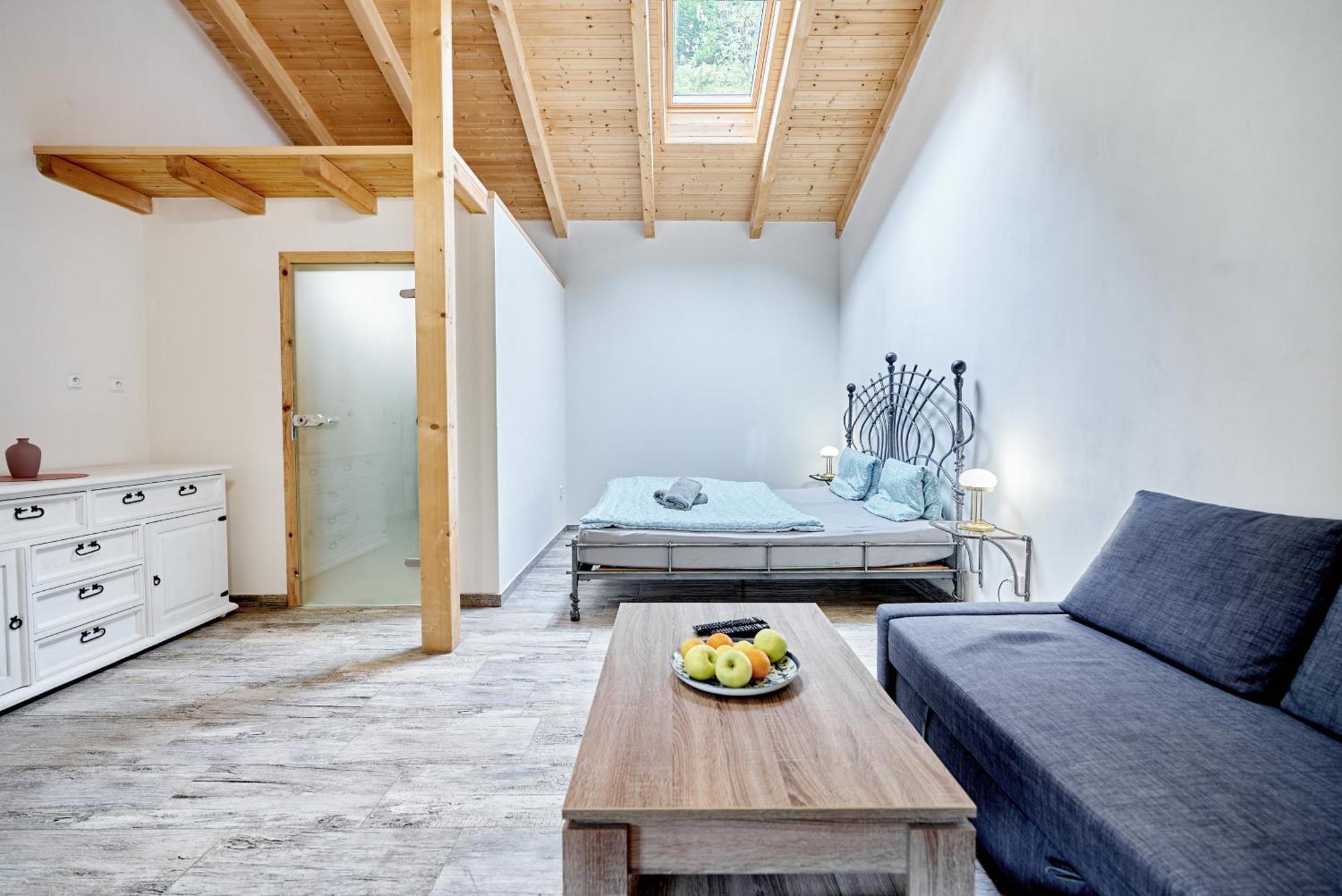 Apartmany Svatosske Skaly Loket Εξωτερικό φωτογραφία